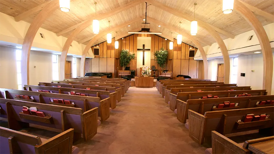 Selecting the Perfect Memorial Urn: A Guide to Honoring Your Loved One's Ashes